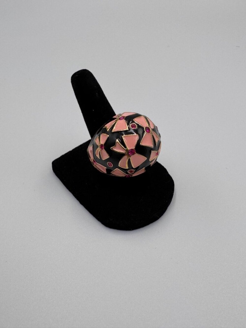 Betsey Johnson Pink Flower Black Enamel Rhinestone Dome Stretch Ring